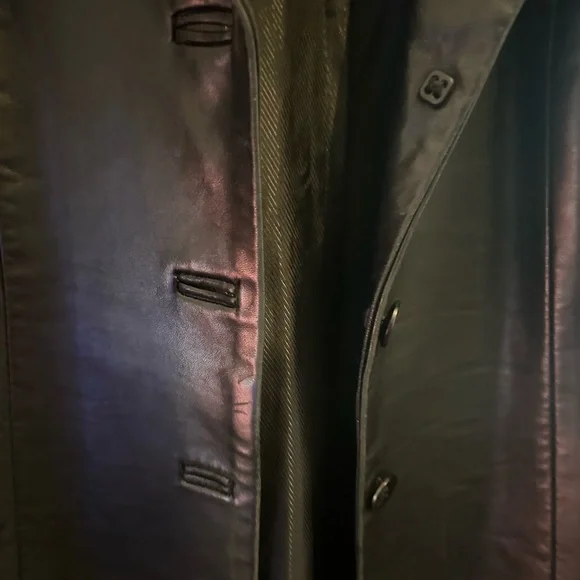 Leather jacket - Picture 13 of 14